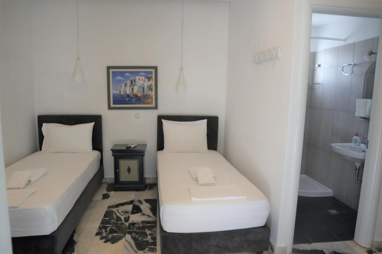 Anna'S Place Rooms อีราเกลีย ภายนอก รูปภาพ